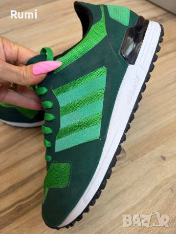 Оригинални класически маратонки adidas ZX 700! 44,5 н, снимка 2 - Маратонки - 35934987