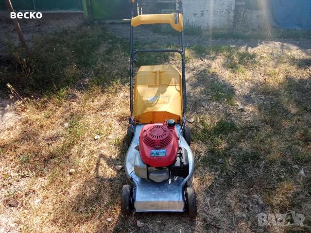 Косачка за трева honda , снимка 2 - Градинска техника - 50933980