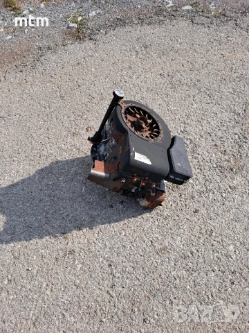 двигател за тракторна косачка 