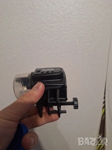 Автоматична хранилка за риби, снимка 2 - Оборудване за аквариуми - 53687464