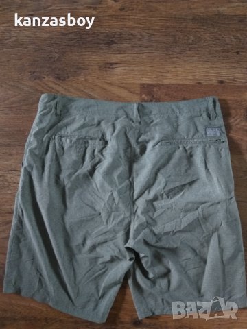 volcom surf and turf hybrid shorts - страхотни мъжки панталони , снимка 8 - Спортни дрехи, екипи - 41460082