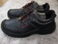 Предпазни работни обувки ELTEN №48 със стоманена капачка и подметка., снимка 1
