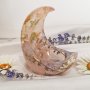 Лунен магически свещник с маргаритки и лавандула в епоксидна смола, снимка 5