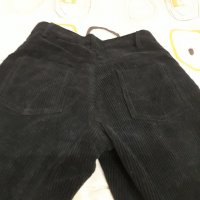 Детски джинси от едро кадифе. Нови.Цвят черен., снимка 2 - Панталони - 39828928