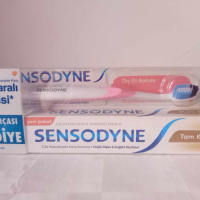 Комплект Паста за зъби Sensodyne 75 мл. + четка за зъби Sensodyne - 8,50 лв., снимка 1 - Други - 44821276