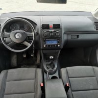 Volkswagen Touran 2.0 TDI (140 кс) 6ск., снимка 9 - Автомобили и джипове - 39098303