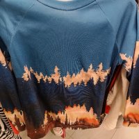 Блуза, снимка 1 - Блузи с дълъг ръкав и пуловери - 44375675