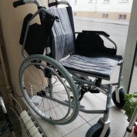 Инвалидна количка помощи чрез соцялни грижи , снимка 1 - Инвалидни колички - 33843768