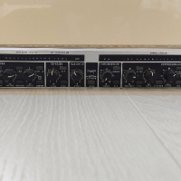 Звуков процесор Behringer composer pro-xl mdx2600, снимка 2 - Други - 44747897