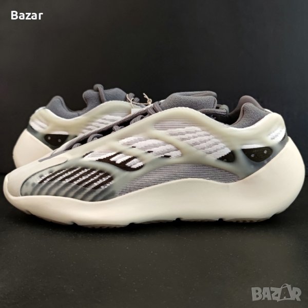 Adidas Yeezy Boost 700 v3 Нови Оригинални Мъжки Обувки Кецове Маратонки Размер 42 Номер , снимка 1