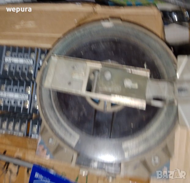 Латер автотрансформатор регулируем 2 kw източно германски ГДР, снимка 1