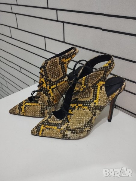 Змийски жълто-черни елегантни обувки , снимка 1