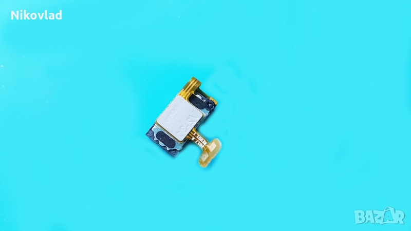 Слушалка Samsung Galaxy A3 (2017), снимка 1