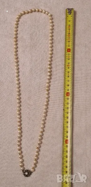 Перлена огърлица със красиво цвете с зелени кристали с сребарна закопчалка , снимка 1