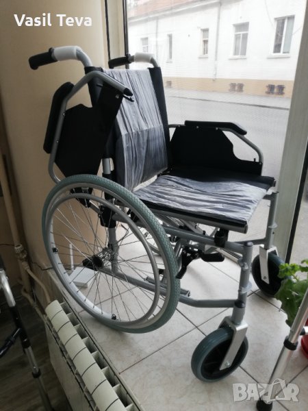 Инвалидна количка помощи чрез соцялни грижи , снимка 1