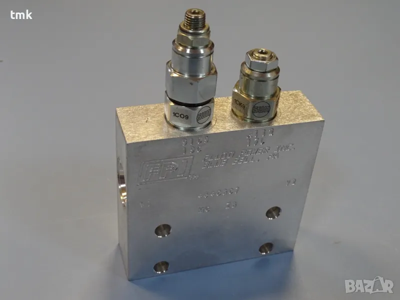 Хидравличен блок FPI v1 4640807 v2 MCZ8 2500psi, снимка 1