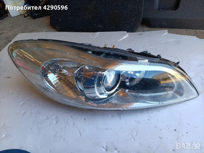 Десен фар за Volvo C30 xenon - 31214804 / 0301255282 - Волво ц30, снимка 1