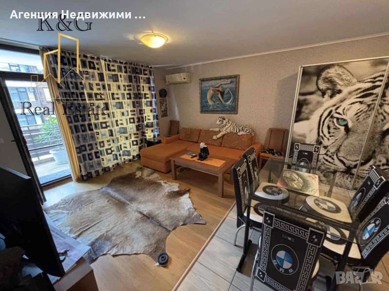 Двустаен с басейн в затворен комплекс в гр. Несебър , снимка 1