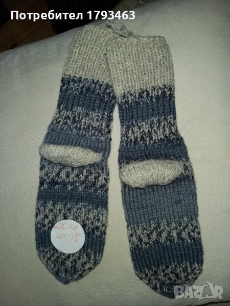 Ръчно плетени детски чорапи от 75% вълна, снимка 1