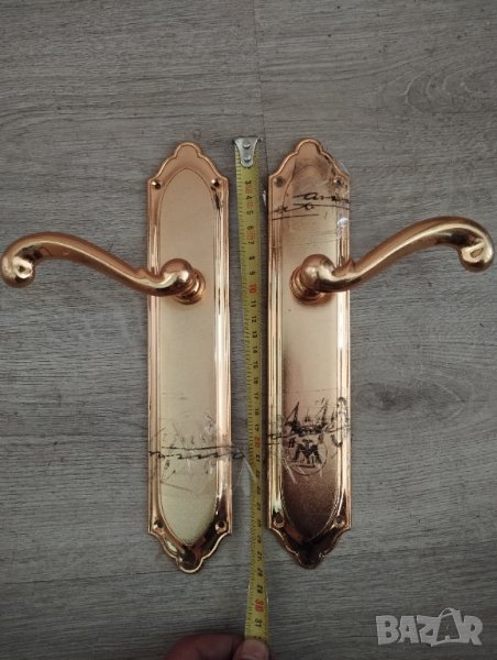 Три комплекта дръжки за врата с шилд, снимка 1