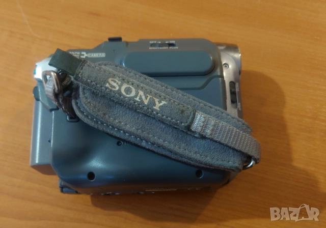 Видеокамера Sony DCR-HC42E, снимка 2 - Камери - 53661224