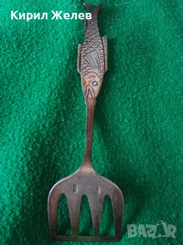 AMD СТАРА РЯДКА КОЛЕКЦИОНЕРСКА ФИГУРАЛНА СРЕБЪРНА ВИЛИЧКА Тип ГРЕБЛО СРЕБРО 800 ПРОБА с ПАТИНА 42979, снимка 17 - Колекции - 44373401