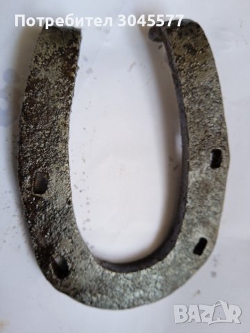 Подкова кована малка антик 7,2х5,3 см и 8,5х7,0 см , снимка 2 - Антикварни и старинни предмети - 42731057
