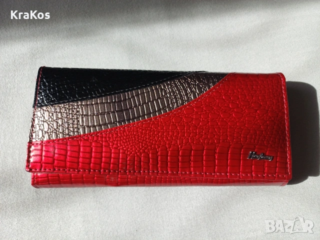 Лот от дамски големи портфейла , снимка 2 - Портфейли, портмонета - 53754764