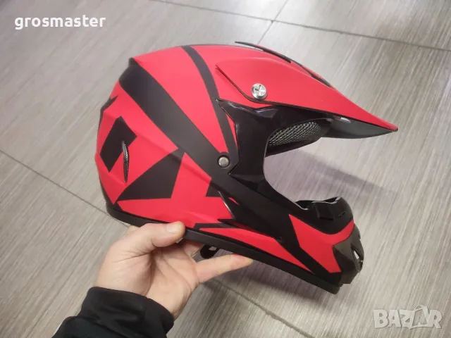 Нова каска за велосипед/мотокрос размер S, снимка 2 - Аксесоари за велосипеди - 47922331