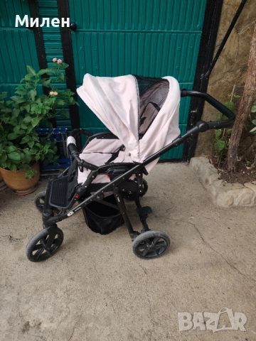 Бебешка количка, снимка 8 - Детски колички - 51717062