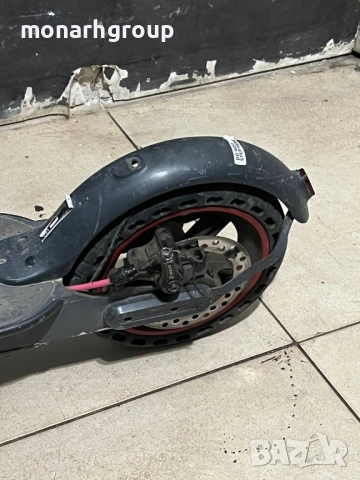 Електеическа тротинетка Sumker T1 със зарядно, снимка 4 - Други спортове - 51673641