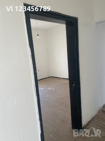 Продава се 4-стаен апартамент 158 кв.м в Центъра на Пловдив – четири изложения, два балкона, изба, снимка 8 - Апартаменти - 52378878