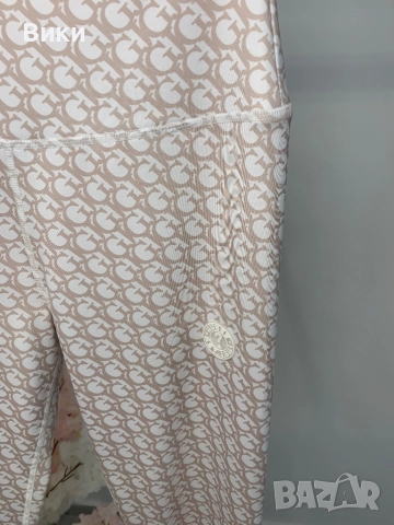 Клин Guess размер S, снимка 2 - Клинове - 51448108