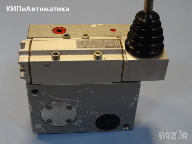 пневматичен блок wmw DDR StGK04/0400 Pneumatic Valve NW-8mm Orsta TGL36389, снимка 7 - Резервни части за машини - 47675966