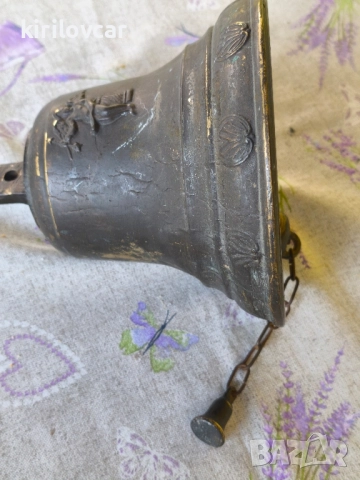 Бронзова камбана, снимка 7 - Антикварни и старинни предмети - 51858837