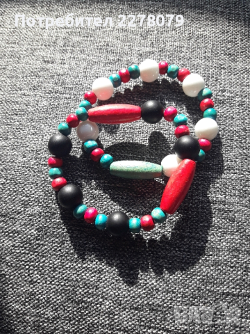 Гривна от оникс и дървени мъниста - ръчна изработка, снимка 2 - Гривни - 44925057