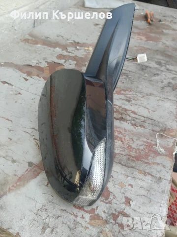 Огледало Тойота ch-r, снимка 3 - Части - 50810634