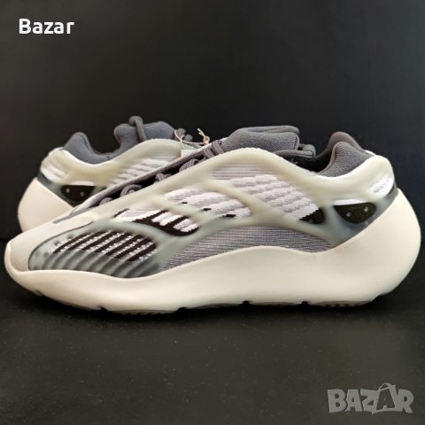 Adidas Yeezy Boost 700 v3 Нови Оригинални Мъжки Обувки Кецове Маратонки Размер 42 Номер 