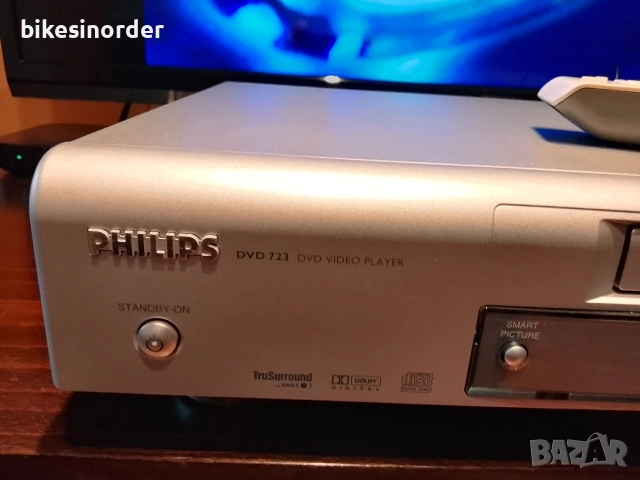 PHILIPS DVD723 плейър като нов с дистанционно , снимка 5 - Декове - 53247687