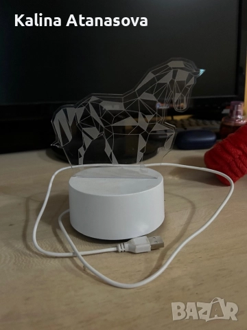 Нощна лампа с формата на кон, снимка 3 - Друга електроника - 52204697