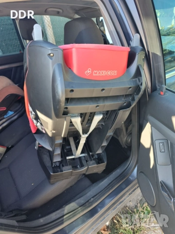 детски стол за кола - 2бр за 6+ месеца