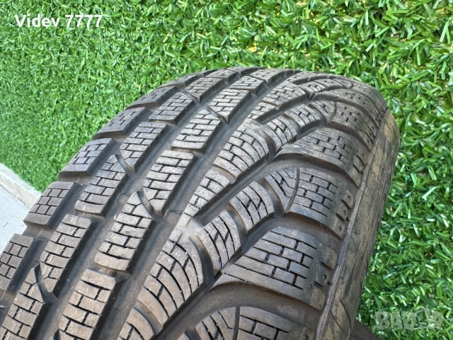 Зимни гуми Pirelli Sottozero 215/60/R17 4 броя, снимка 2 - Гуми и джанти - 51578562