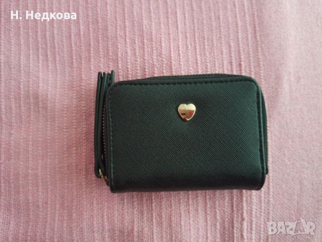 Портмоне от Mohito, снимка 2 - Портфейли, портмонета - 34236205