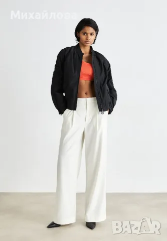 Яке бомбър на DKNY, черено, размер М, снимка 10 - Якета - 56372668
