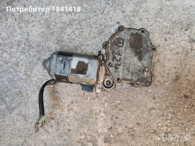 Моторче чистачки Mercedes W124/ Мерцедес 124, снимка 2 - Части - 50879241