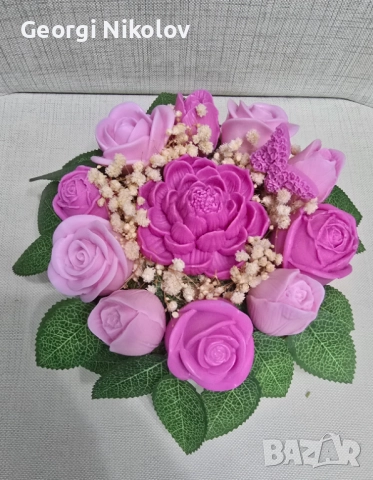 Кашпи със сапунени цветя, снимка 2 - Изкуствени цветя - 52663604