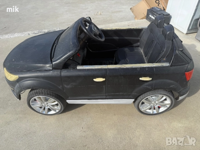 Акумулаторна кола Ауди, снимка 5 - Детски велосипеди, триколки и коли - 52143073