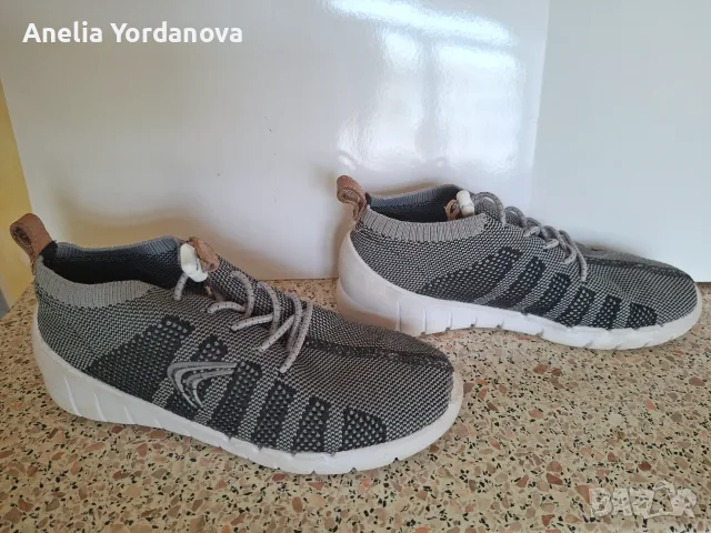Сиви обувки Clarks, снимка 2 - Детски маратонки - 56221522
