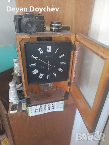 Антични руски часовници , снимка 2 - Антикварни и старинни предмети - 51873473