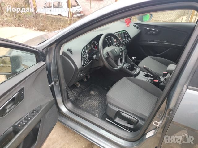 Seat Leon ST 1.6 TDI, снимка 6 - Автомобили и джипове - 52420223